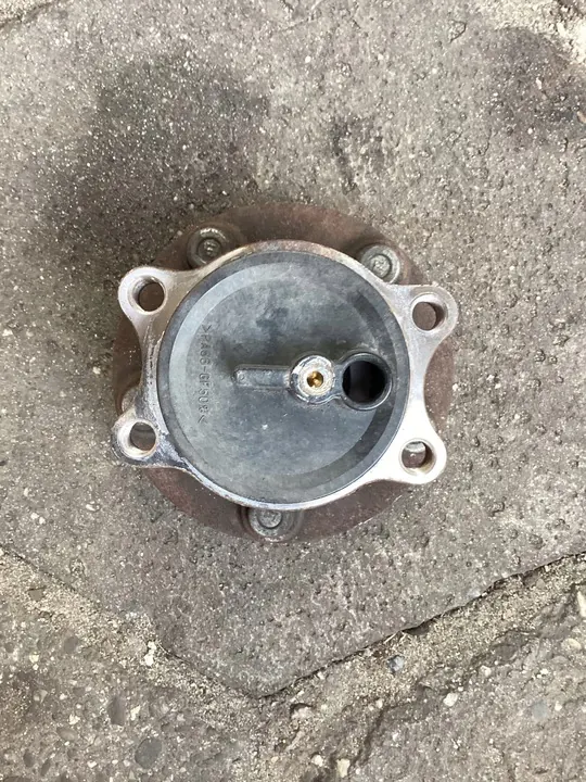 Mozzo ruota posteriore Mitsubishi Outlander III ASX III C4 Aircross image 2