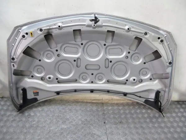Mercedes W246 Motorafdekking OEM GIS63342 image 5