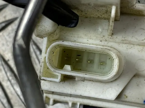 VORNE RECHTS TÜRLOCK JEEP GRAND CHEROKEE WK2 OEM P04589924AH image 2