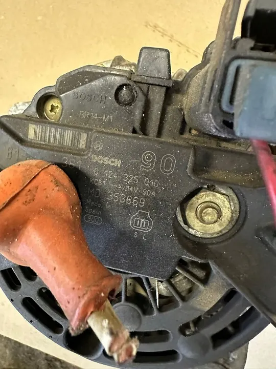 Alternador Mitsubishi Carisma Space Star 16V MD353869 image 3