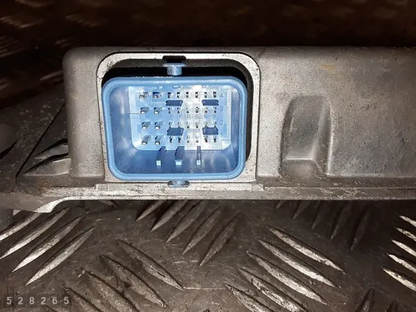 2011 Peugeot 508 ECU 2.2 Diesel 9614650 image 4