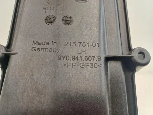 Strålkastarlamp-hölje Porsche Cayenne 2018 OEM 9Y0941607B image 3