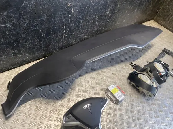 Painel Tesla MODEL S Airbag Condutor 2014 OEM image 2