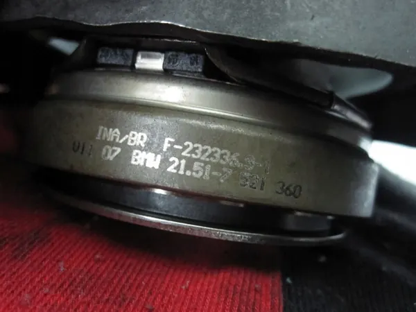 Fourchette d'embrayage BMW 3 2.0 B 09r - Pièce d'occasion image 4