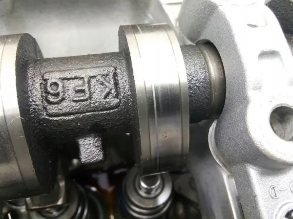 Culata Toyota C-HR OEM 1620217203 - Usado image 5