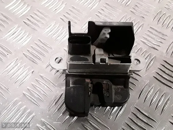 2006 VW Passat B6 Blokada 1k6827505f image 4