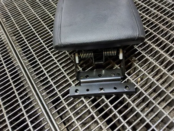 Accoudoir console KIA Xceed OEM SKE56844 - Occasion image 3