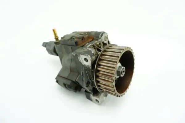 Renault OE 8200821184 Högtryckspump - Begagnad image 2