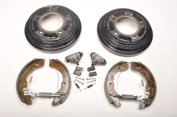 Suzuki Jimny IV 1.5 Remtrommel Achter Set OEM KOMPLET image 2