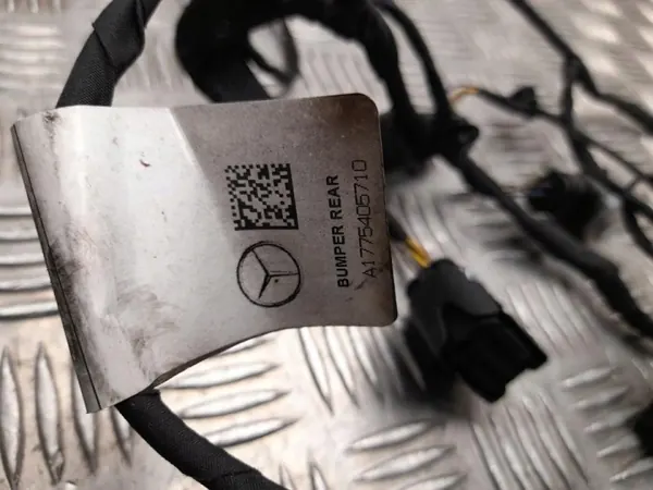 Mercedes-Benz Abstandssensor OEM A1775405710 Gebraucht image 4