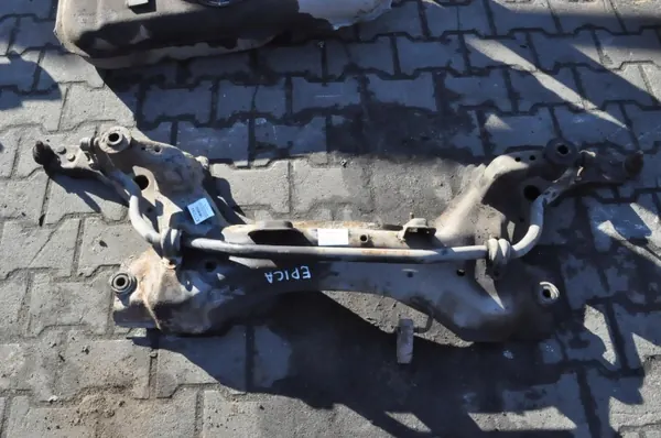 OEM 273264 Traverse de Suspension pour Chevrolet Epica image 2