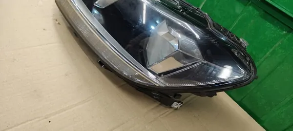 VW Touran II Farol Esquerdo 2015- 5TB941005A image 2