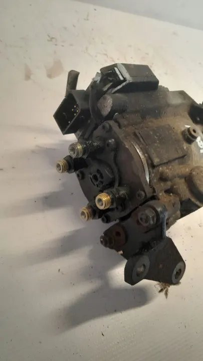 Pompe à injection Ford Mondeo MK3 2.0 TDDI OEM 0470504021 image 3