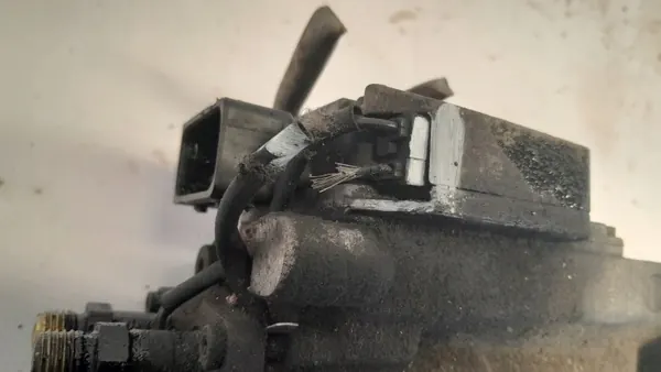 Pompe à injection Ford Mondeo MK3 2.0 TDDI OEM 0470504021 image 4