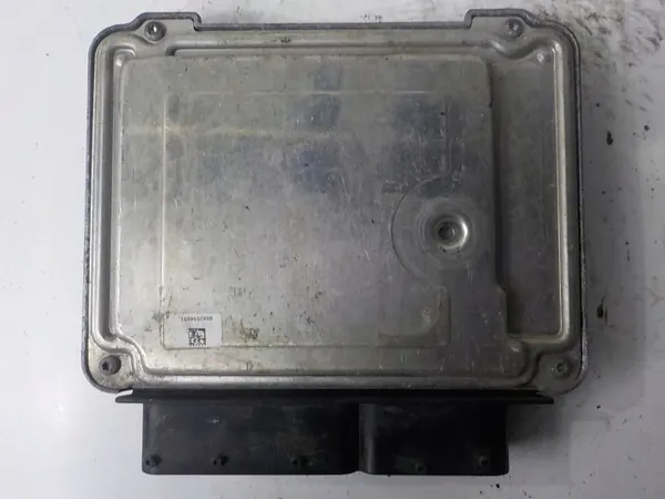 Unidade de Controlo Motor OEM 0281014449 para Opel Vectra C 1.9 image 3