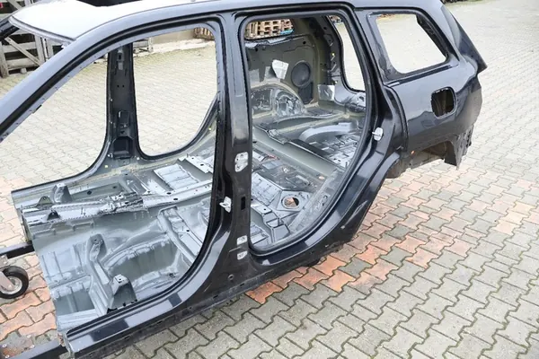 JEEP GRAND CHEROKEE WK2 Panneau Arrière Gauche OEM image 3