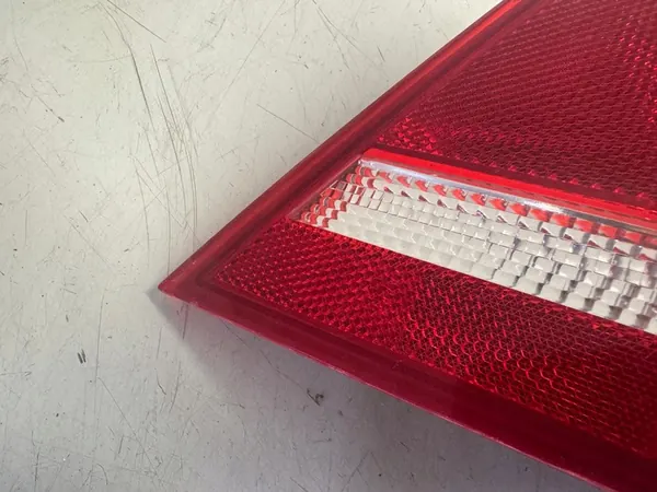 VW Passat B7 Kombi Luz Trasera Izquierda 3AF945095A image 2