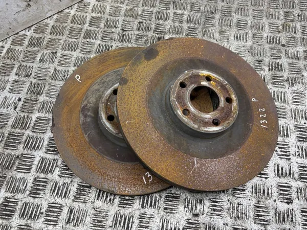 Ford Mustang Mach-E 2024 Etujarrurumpu OEM AMD223111 image 2