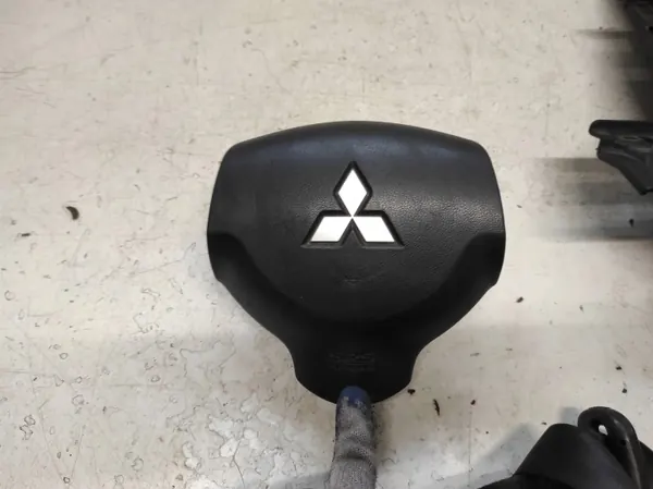 Módulo de cinto de segurança Mitsubishi Colt VI Z30 Lift 08- image 3