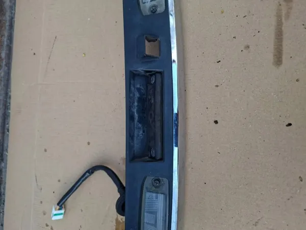 Barre d'éclairage plaque OEM 873113Z001 arrière image 5