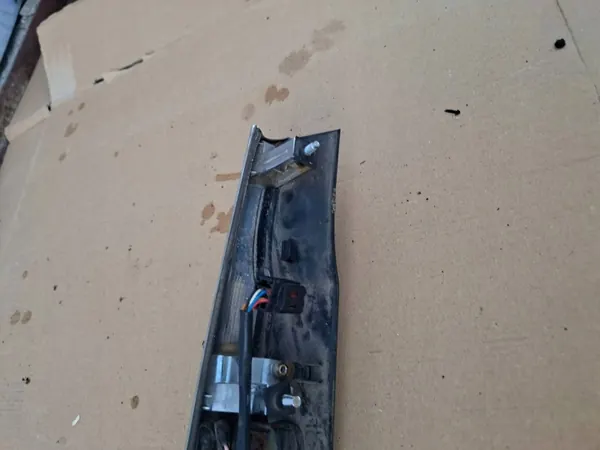 Barre d'éclairage plaque OEM 873113Z001 arrière image 6