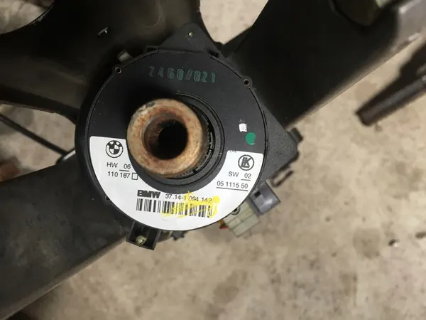 BMW E39 Lenkwinkelsensor Säule 37.14 1094 142 image 2