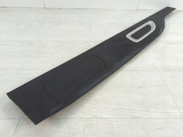 OEM 9823415677 Moldura Porta Dianteira Esq Citroen C4 Cactus image 4