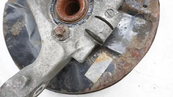 Linker vorderer Achsschenkel OEM MMAUTKO-28335- für Saab image 5