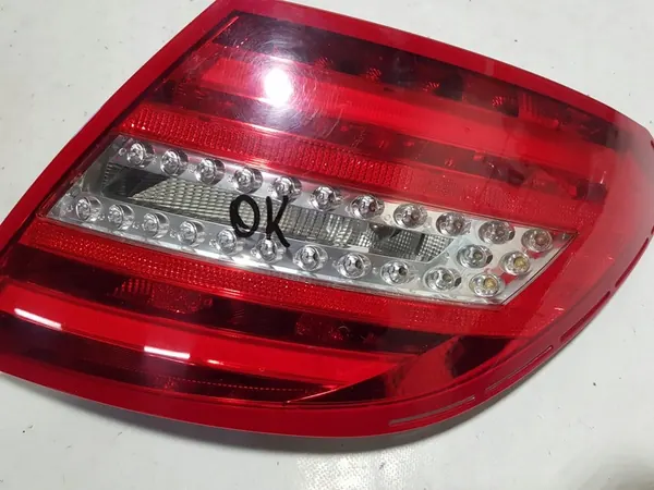 RECHTER ACHTERLAMP MERCEDES W204 SEDAN LIFT A2048205864 image 4