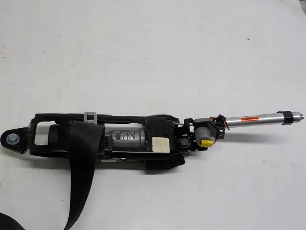 Volvo C30 turvavyön kiristin OEM 31267314 Vasen image 4