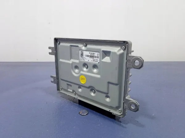 Audi Radioversterker OEM 8Y0035465A - Gebruikt image 3