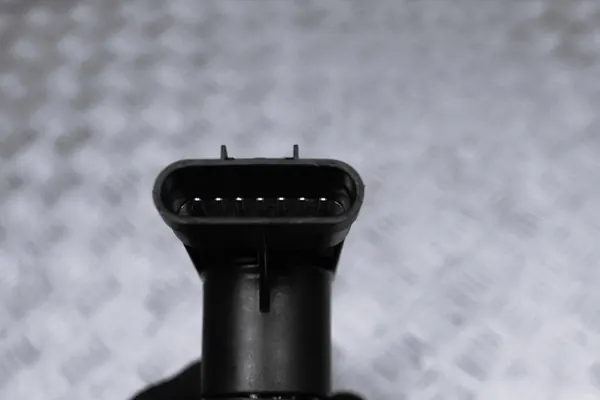 Bobina de ignição OPEL ASTRA J GN10234 55584404 28326927 5WK9397 image 3