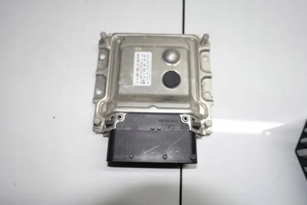 Módulo ADBLUE Mercedes OEM 0009002308w21 - Usado image 2