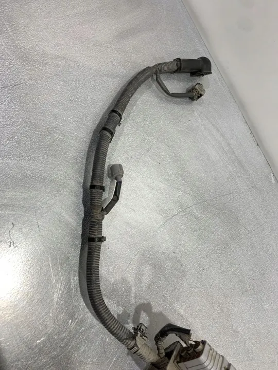 Pince borne positive Subaru OEM FBZ18151 image 5