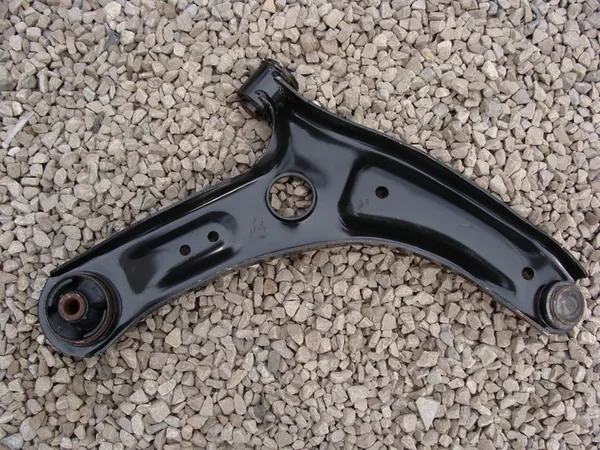Braccio di Controllo Anteriore Sinistro Hyundai i20 II 1.2 MPI image 4