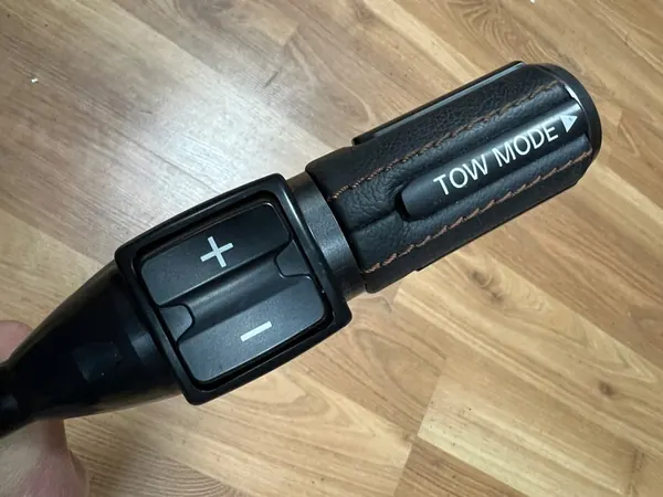 Levier de sélection de vitesse Nissan Titan XD 5.0 D V8 image 2