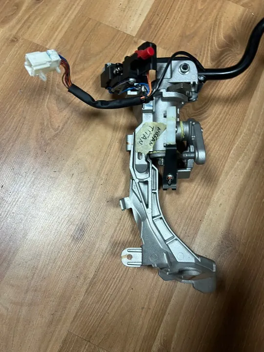 Levier de sélection de vitesse Nissan Titan XD 5.0 D V8 image 3