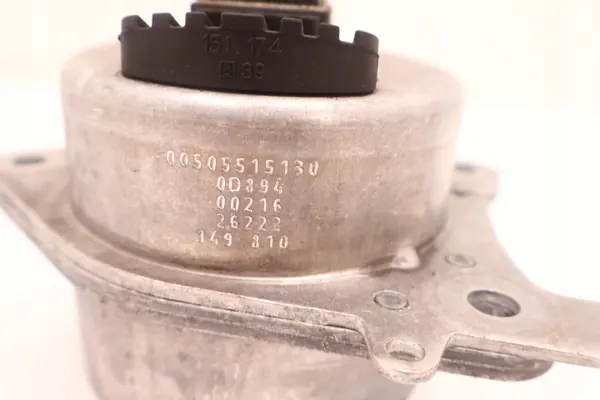 Maserati Motorsteun OEM 505515130 Rechts & Links image 5