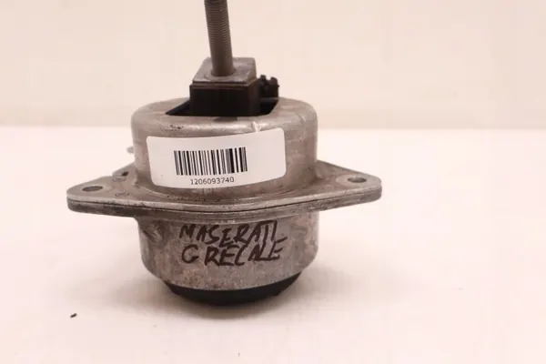 Maserati Motorsteun OEM 505515130 Rechts & Links image 6