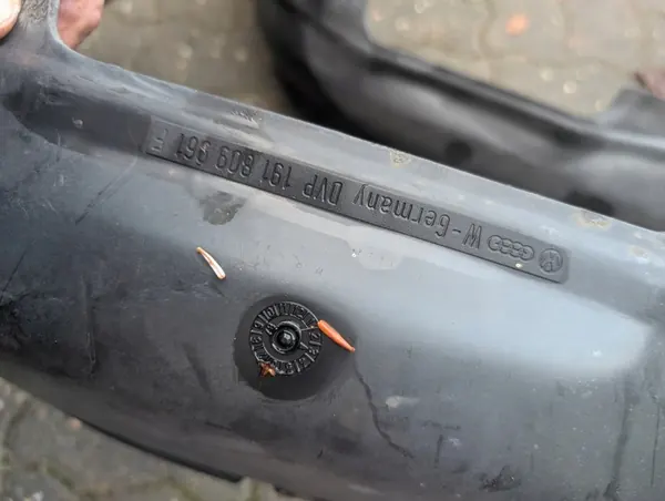 Volkswagen OE Wheel Arch Cover 191809962 image 4