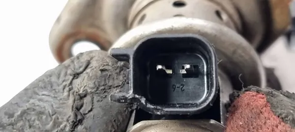 Begagnad AdBlue-injektor OEM 55485888 för Opel Insignia image 5