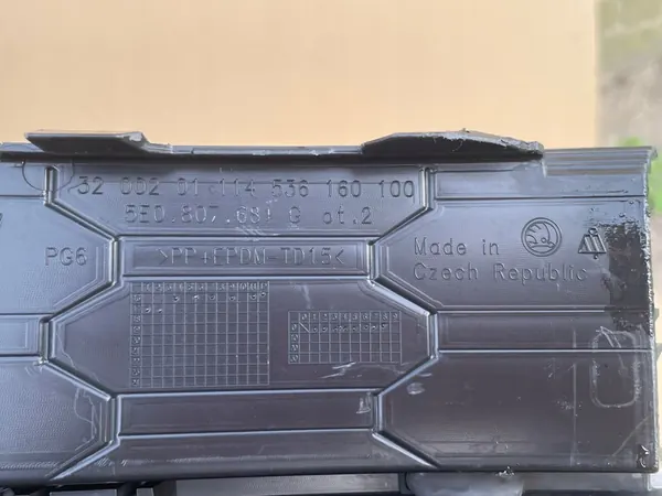 Griglia paraurti anteriore sinistra SKODA OCTAVIA III image 3