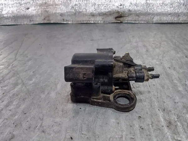 Distributeur de suspension Wabco d'occasion pour Land Rover Range Rover image 6