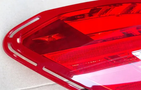 MERCEDES C-KLASSE W204 LINKER ACHTERLICHT image 3