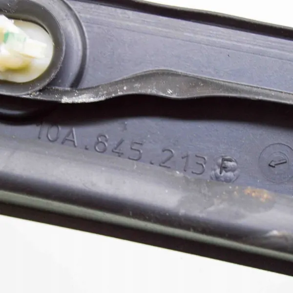 VW 43R01351 Höger bakruta - Begagnad OEM-del image 7