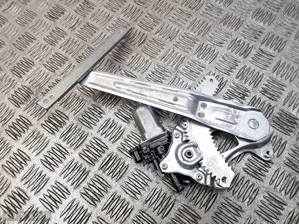 Régulateur de vitre Mitsubishi Eclipse Cross OEM 5713a385 image 4