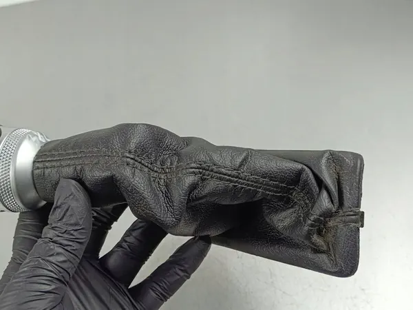 2022 Jeep Wrangler Gear Shift Knob FOB47582 image 4