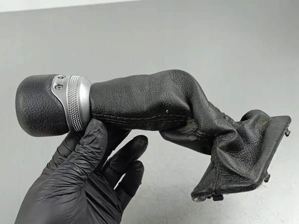 2022 Jeep Wrangler Gear Shift Knob FOB47582 image 5