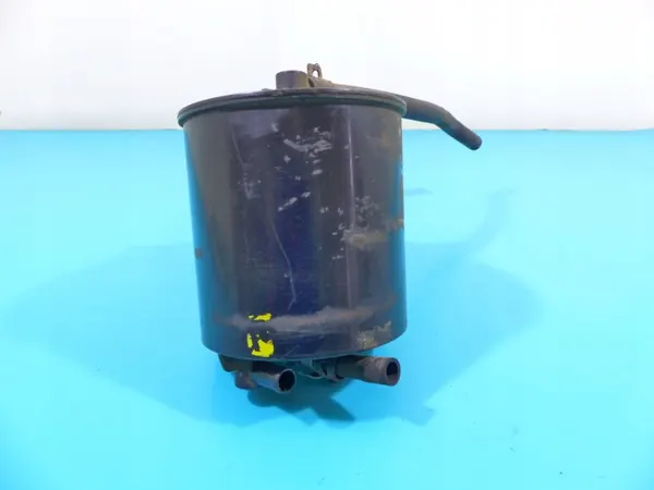 Gebruikte Mitsubishi brandstofdampkoolstoffilter Pajero I 2.6B image 3