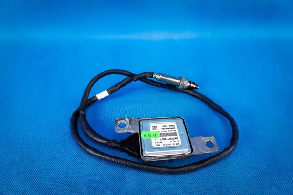 Sensor NOX Audi A4 A5 Q5 A6 2.0TDI 8K0907807J image 3